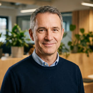 James Mitchell, som anges som verkställande direktör på Sten Zinsvik, profilbild